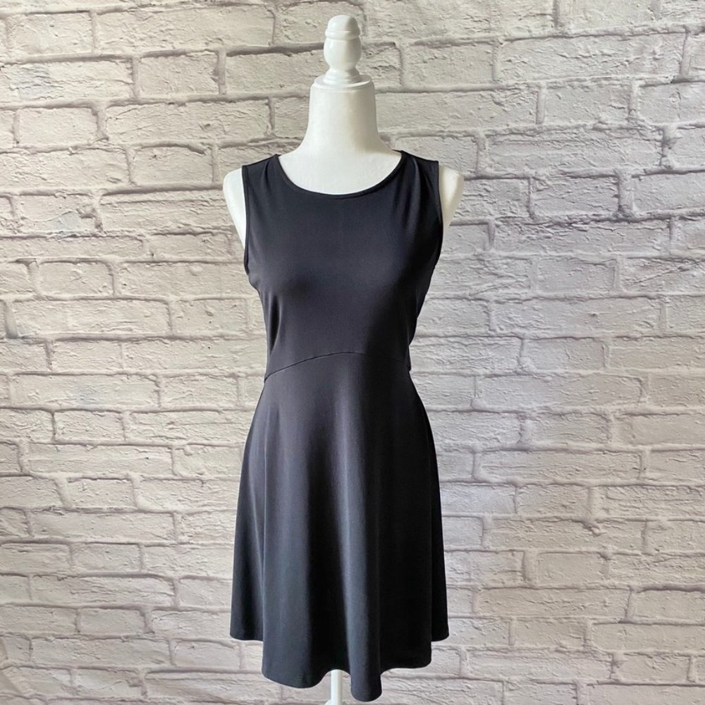 APT. 9 | BLACK DRESS